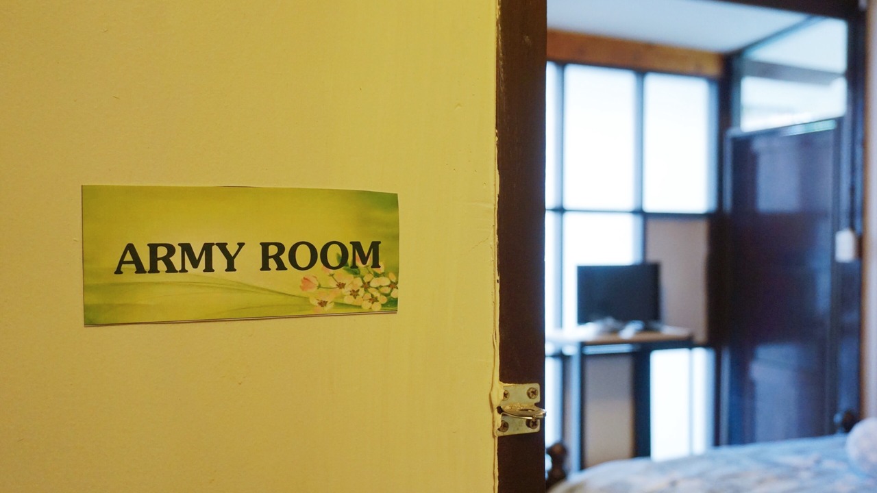 Photo of Bedroom in Samsen Nai