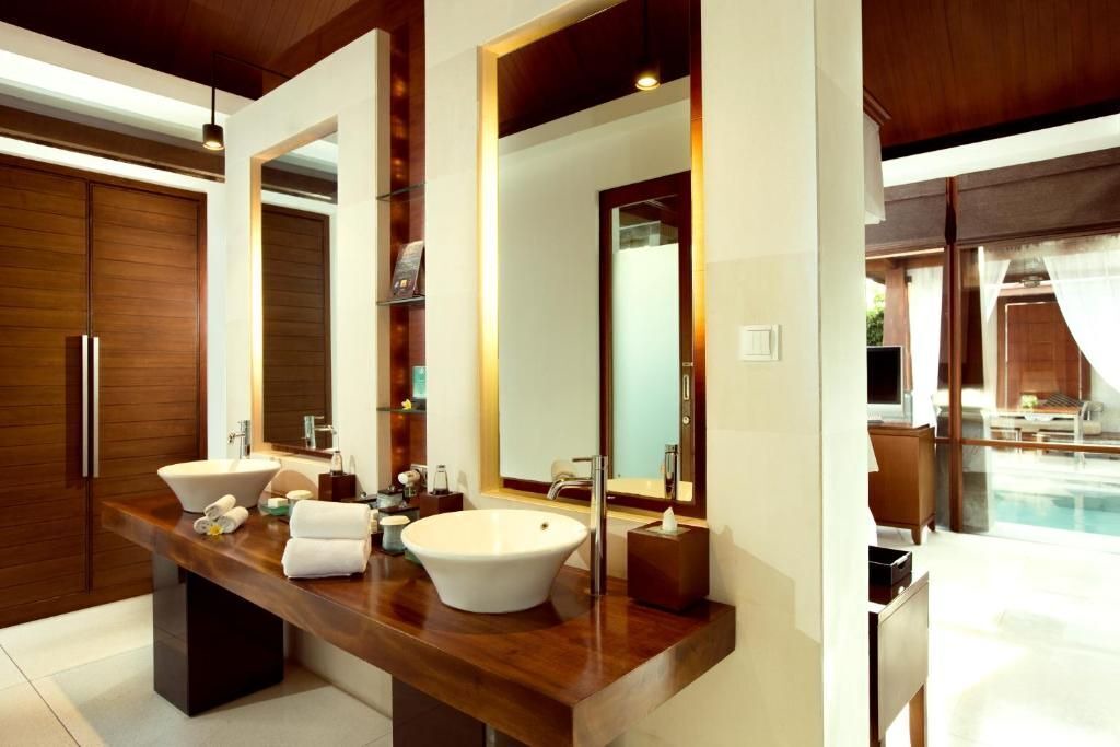 Photo of Bathroom in Petitenget