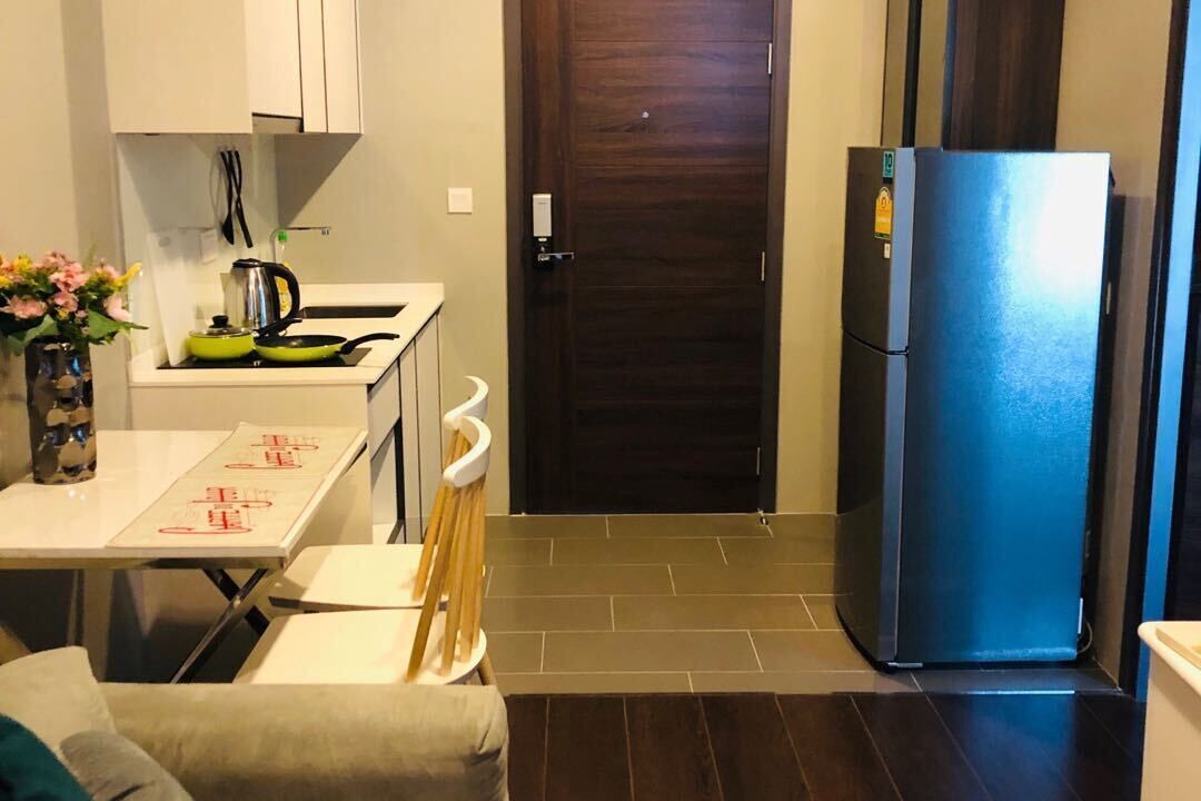 Photo of Livingroom in Khlong Tan Nuea