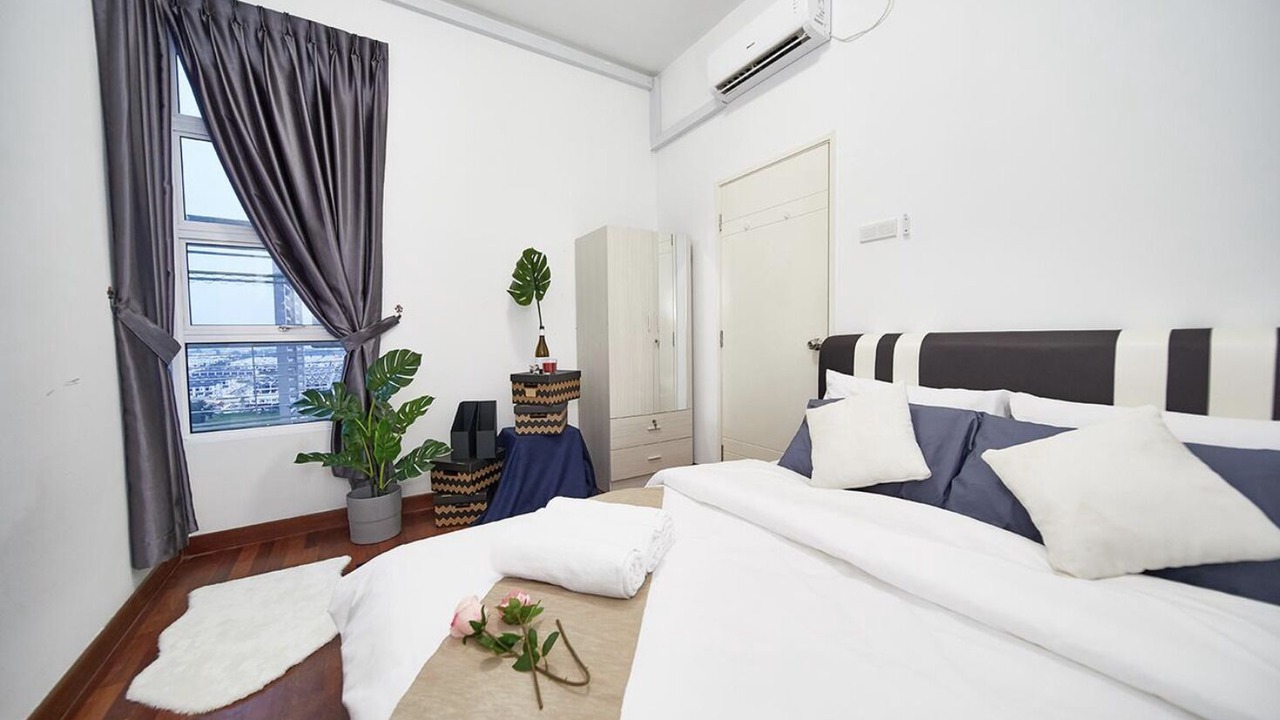 Photo of Bedroom in Bukit Indah 2