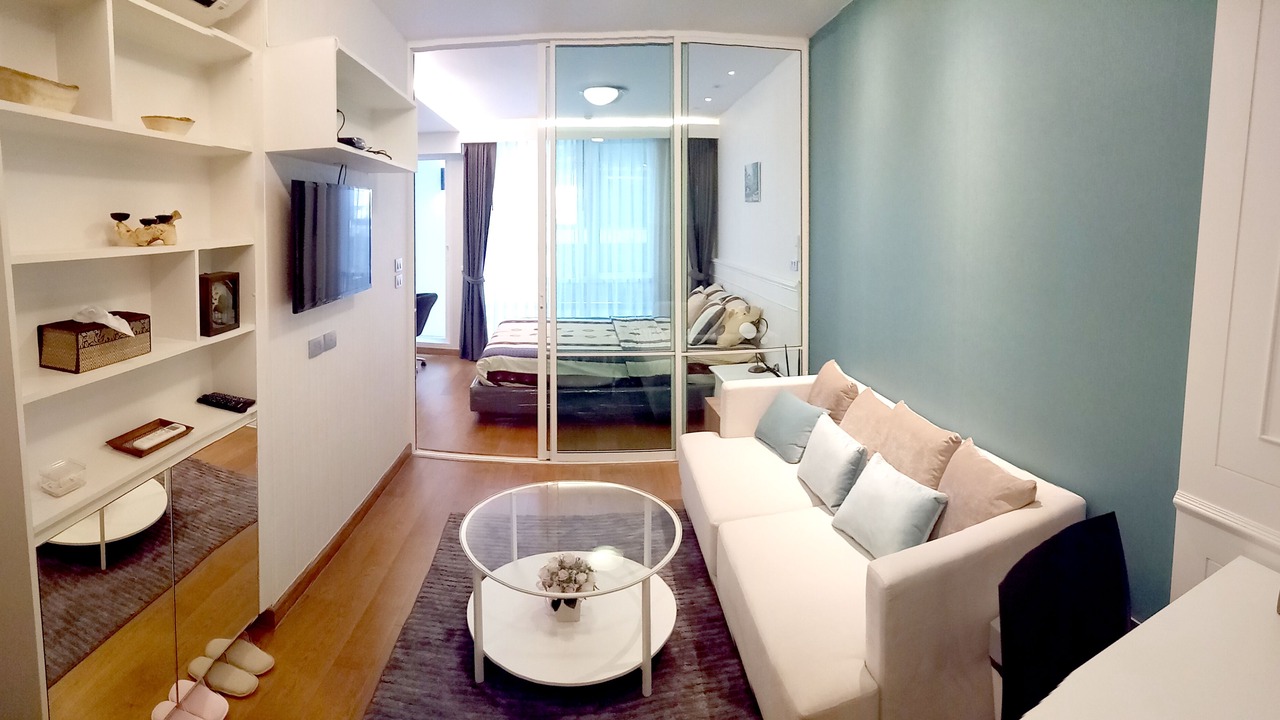 Photo of Bedroom in Khlong Toei Nuea