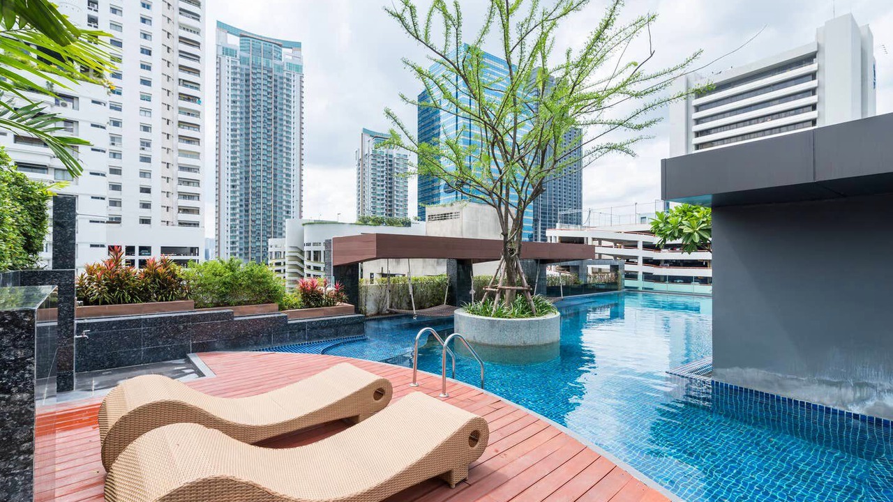 Photo of Outdoor in Khlong Toei Nuea