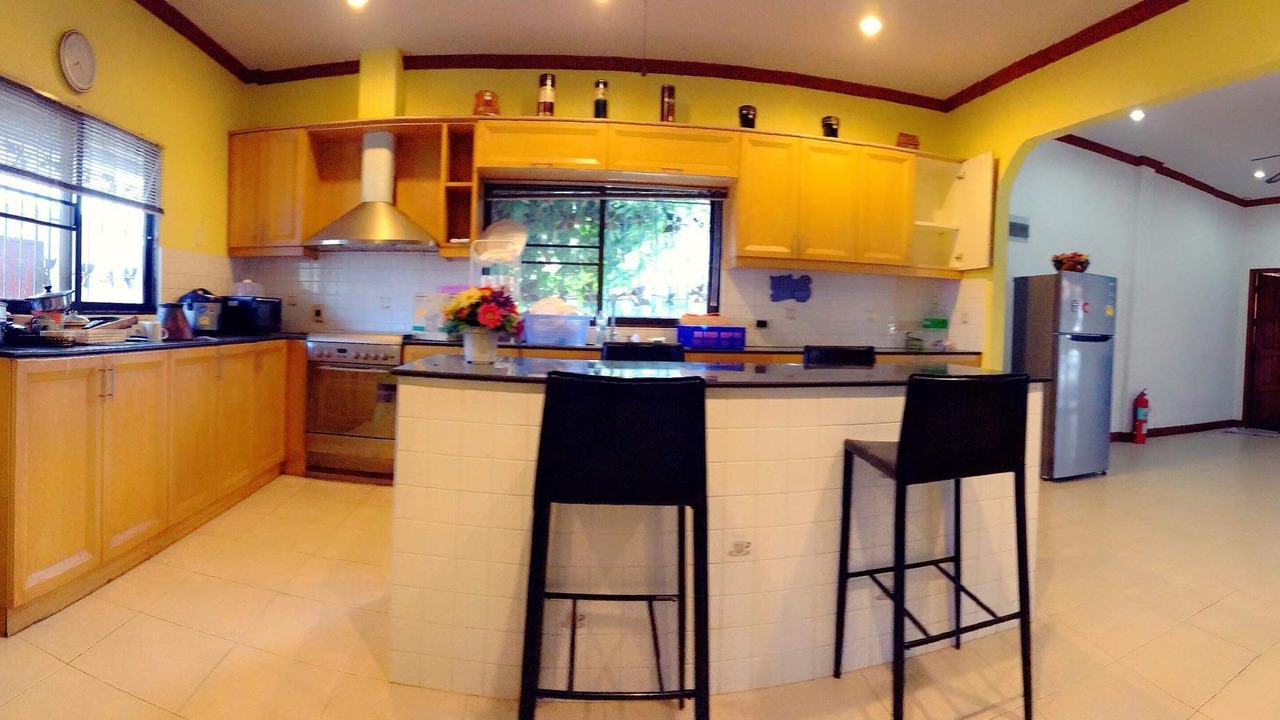 Photo of Kitchen in Pong