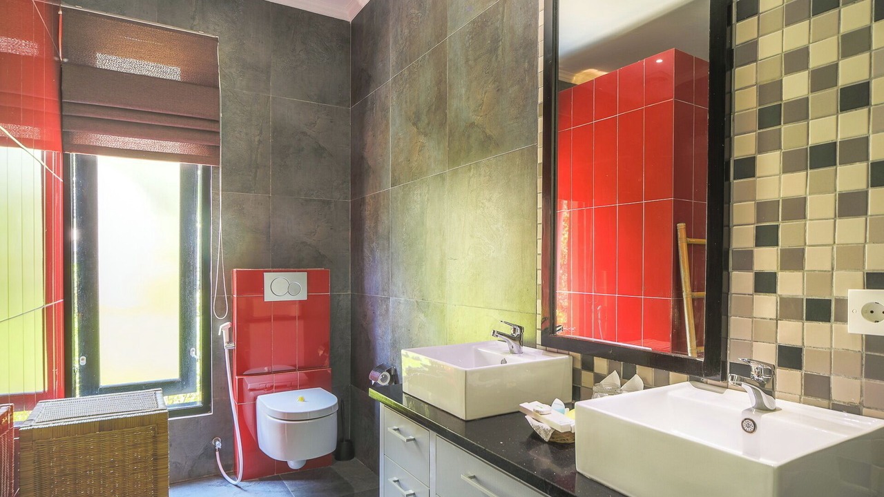 Photo of Bathroom in Kalisada