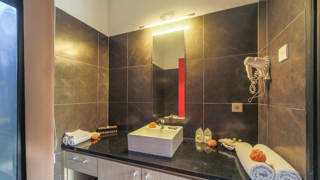 Photo of Bathroom in Kalisada