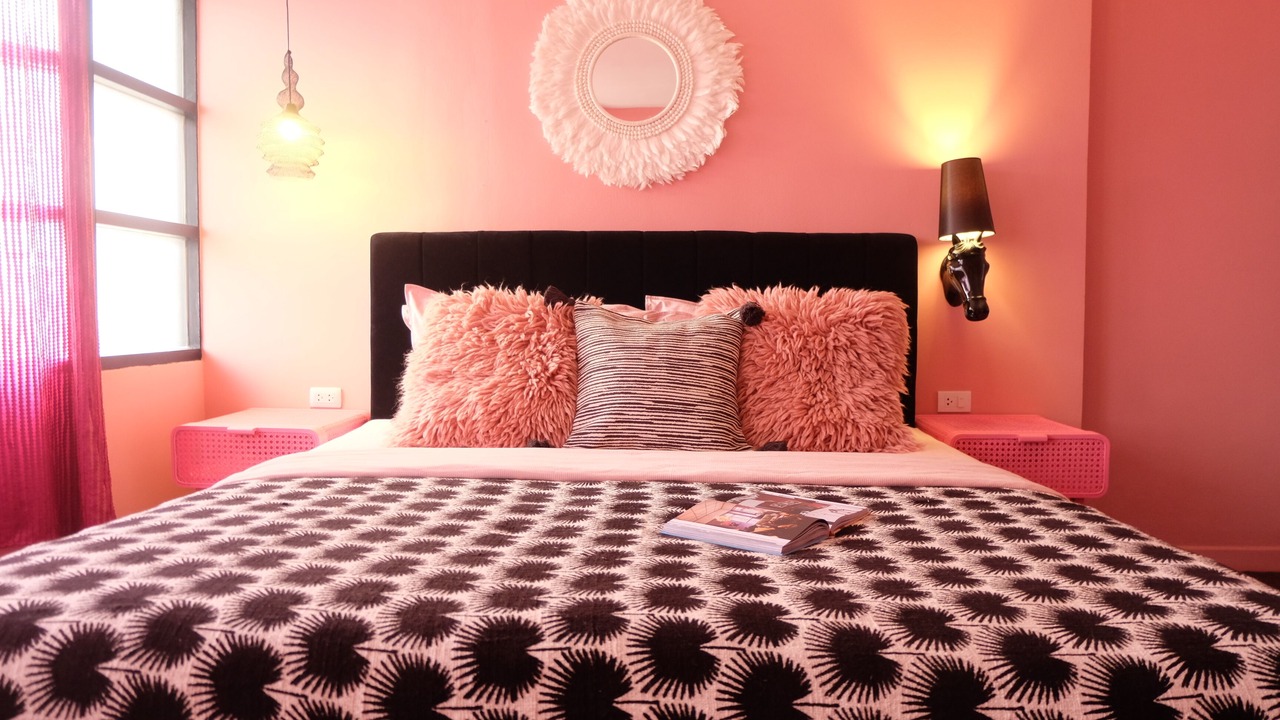 Photo of Bedroom in Khlong Tan Nuea