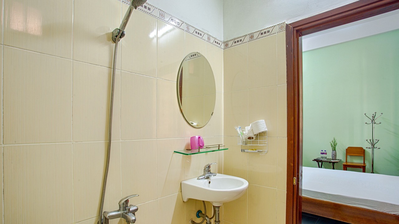 Photo of Bathroom in Hue City Centre