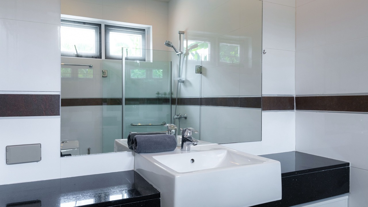 Photo of Bathroom in Hin Lek Fai