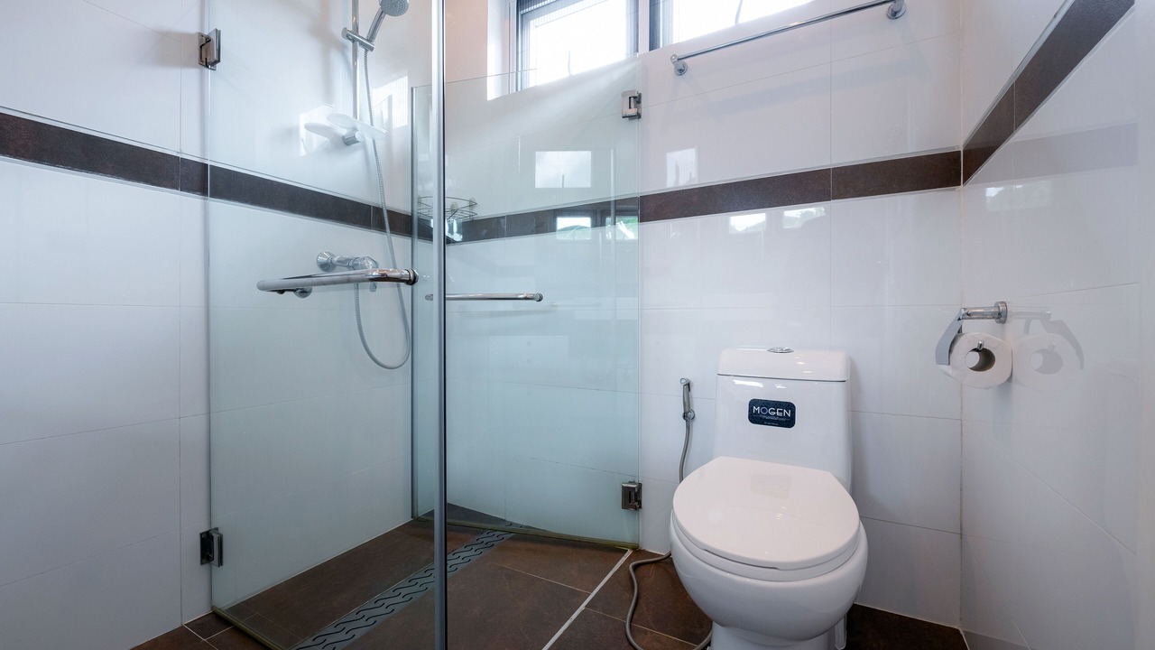 Photo of Bathroom in Hin Lek Fai