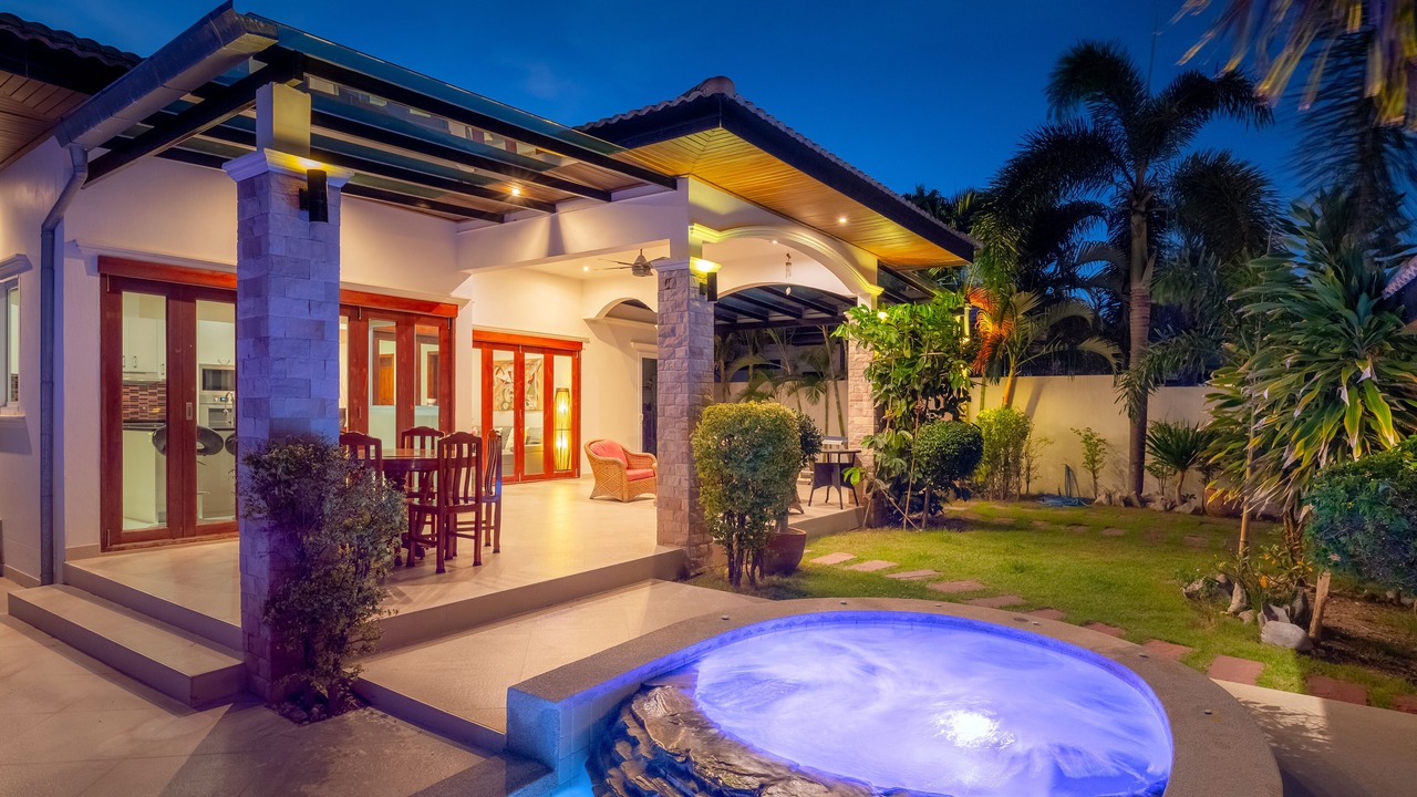 Photo of Patio Balcony in Hin Lek Fai