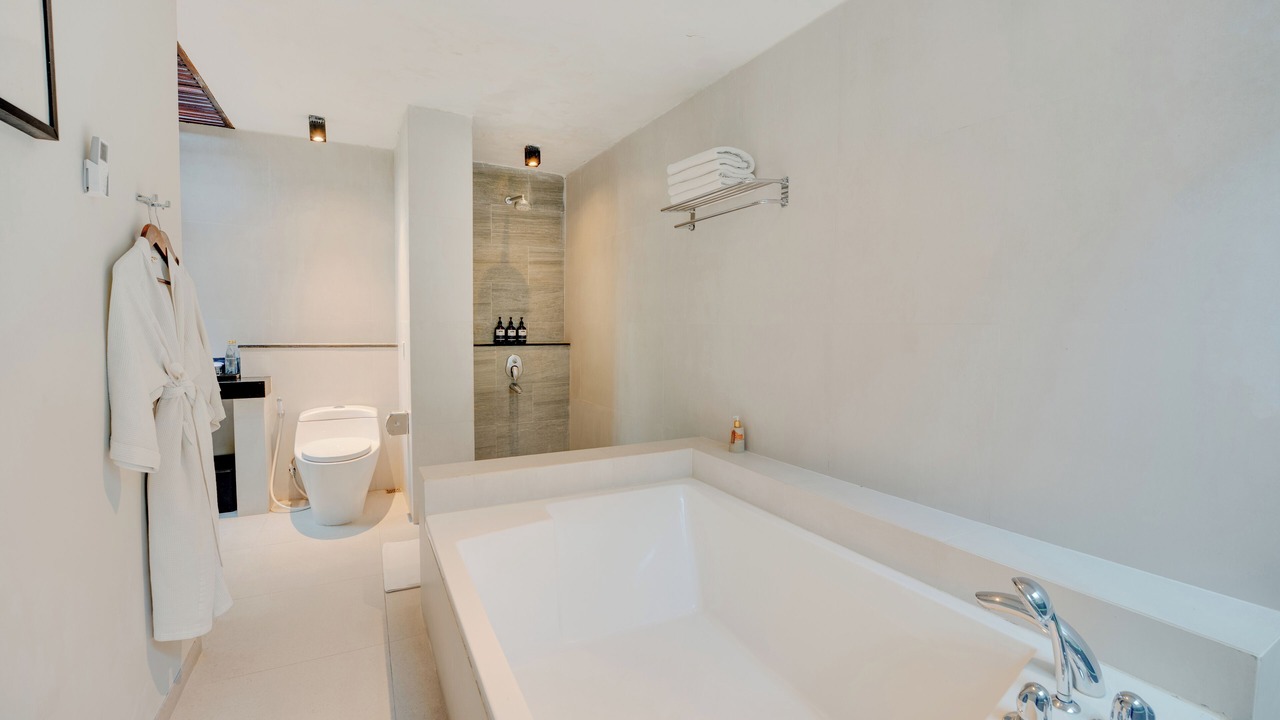 Photo of Bathroom in Sunset Road