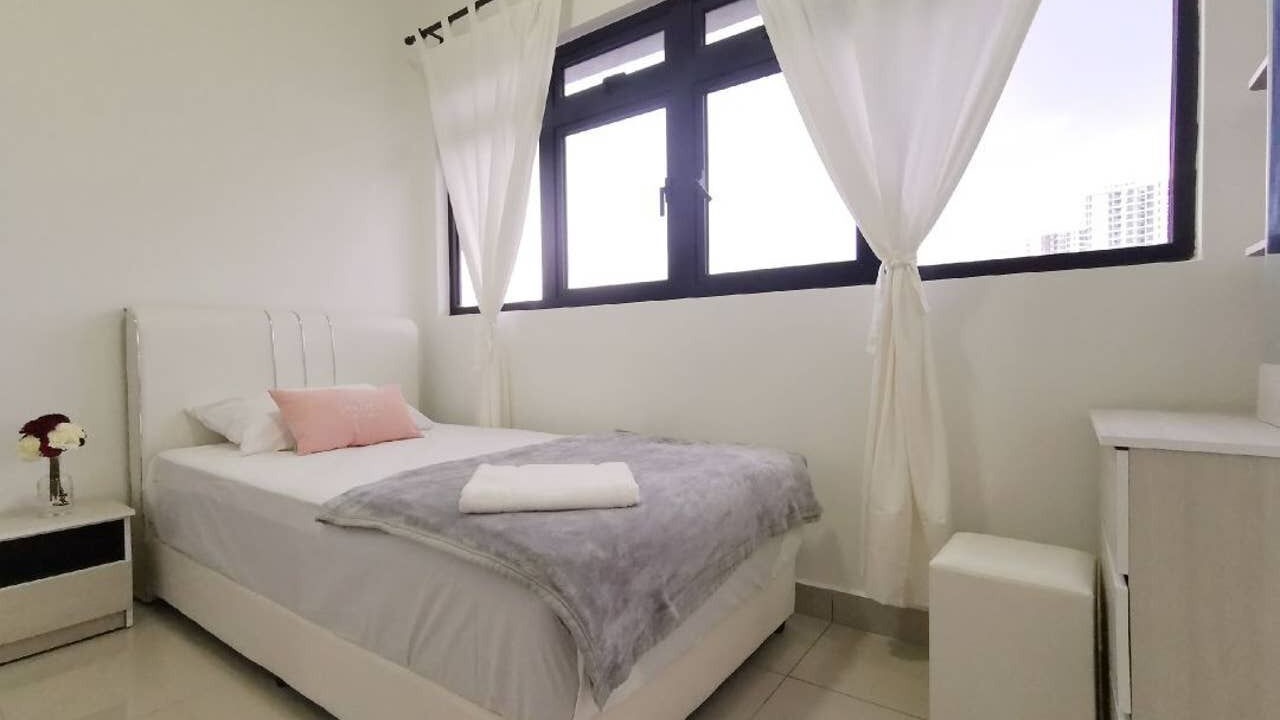Photo of Bedroom in Medini