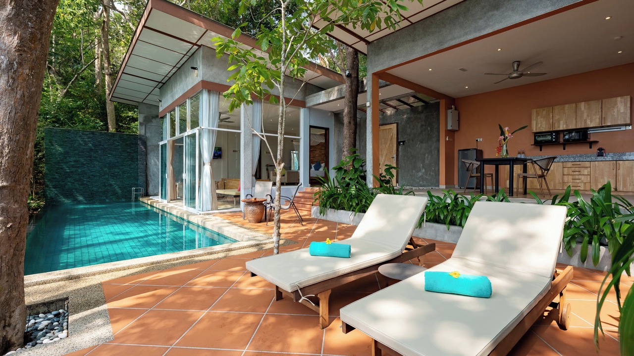 Photo of Patio Balcony in Pantai Tengah