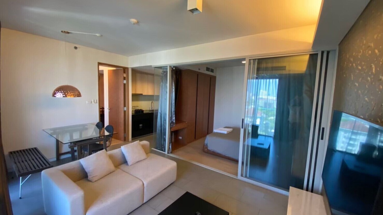 Photo of Bedroom in Samsen Nai