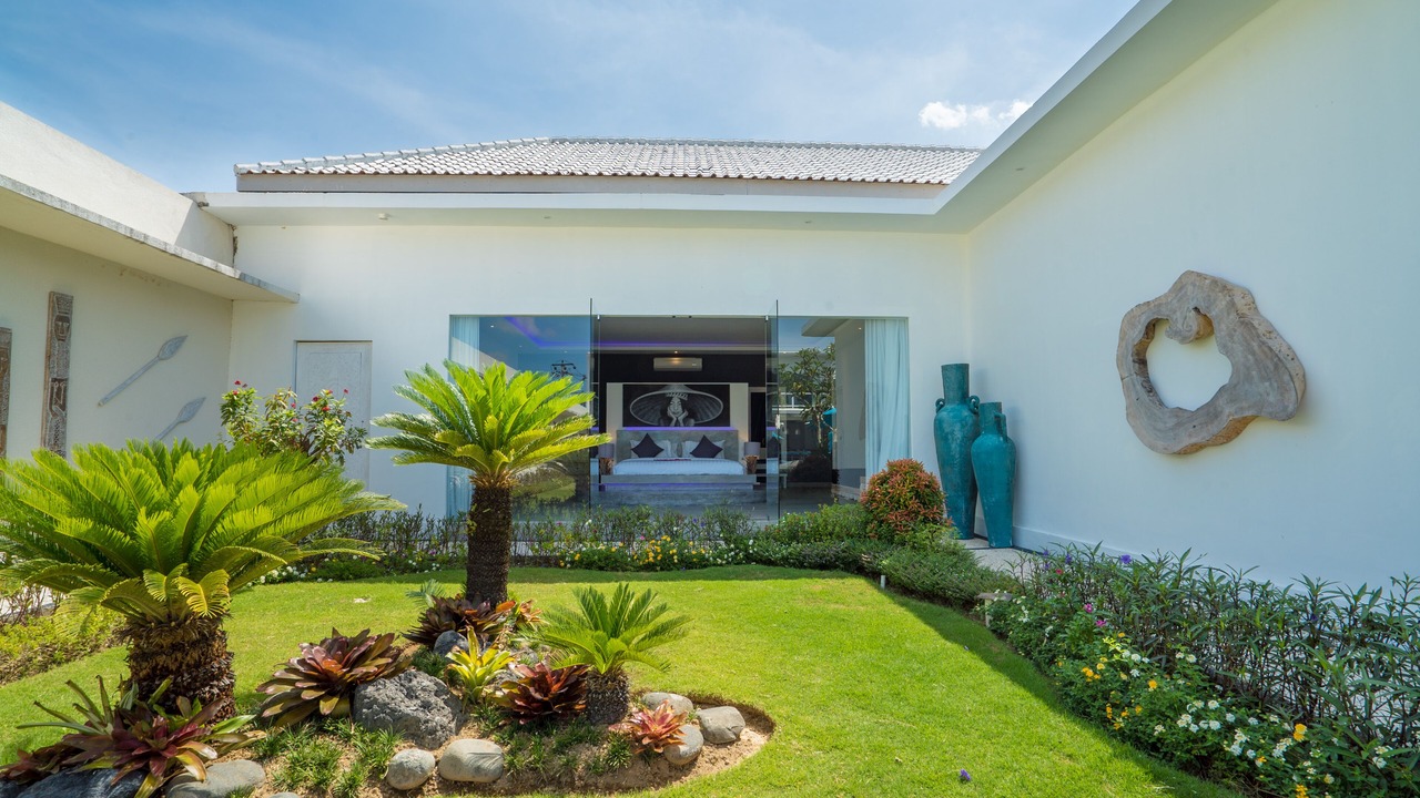 Photo of Outdoor in Sunset Road