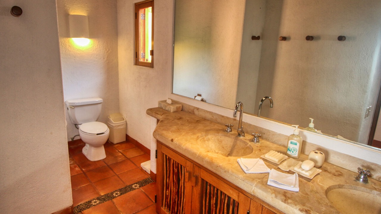 Photo of Bathroom in Zihuatanejo