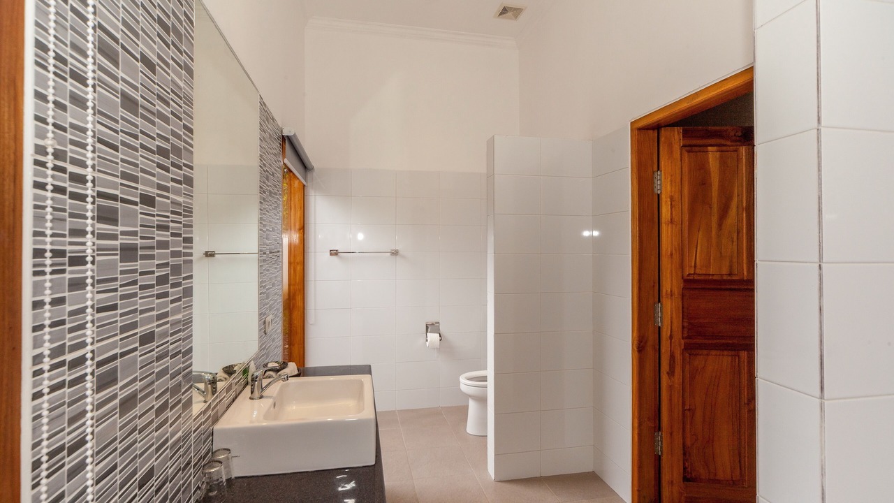 Photo of Bathroom in Anturan