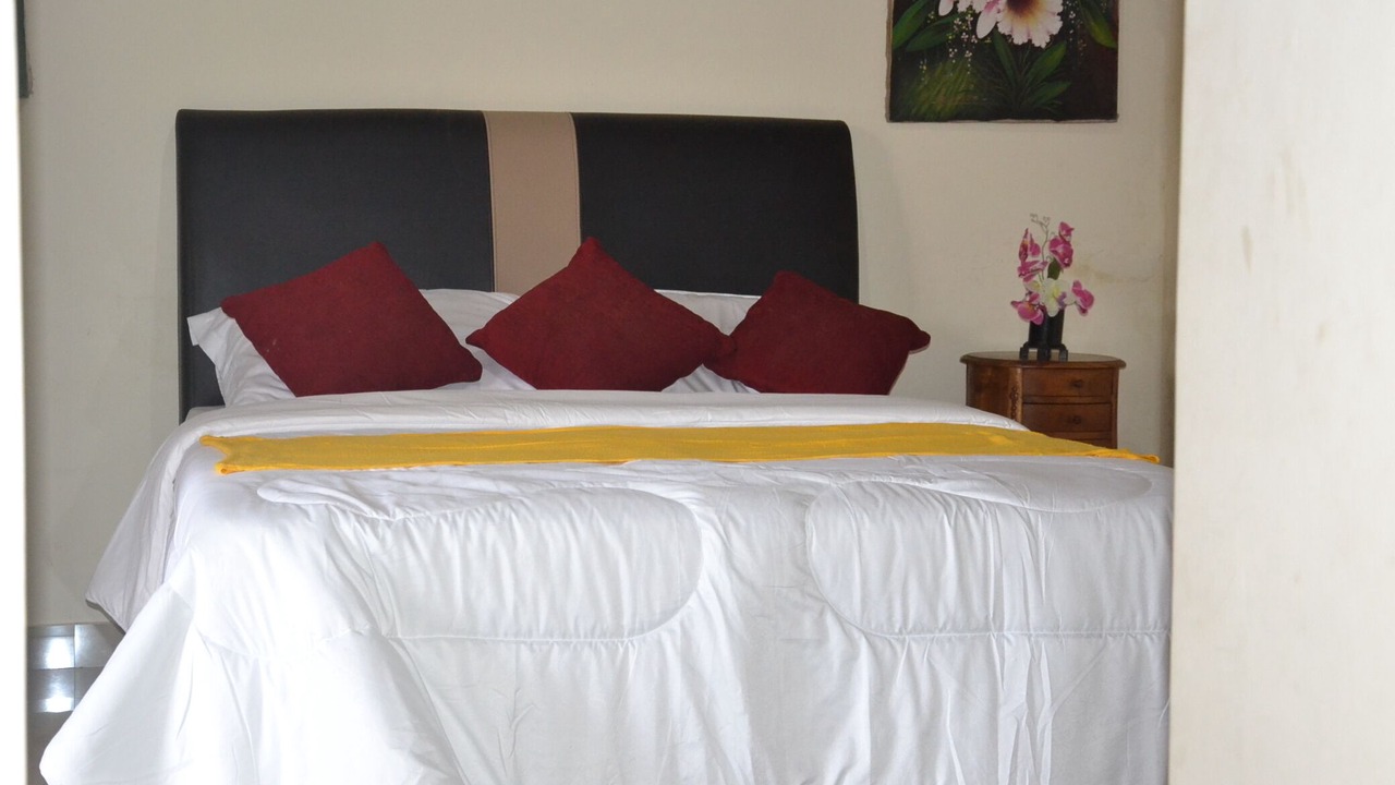 Photo of Bedroom in Kalibukbuk
