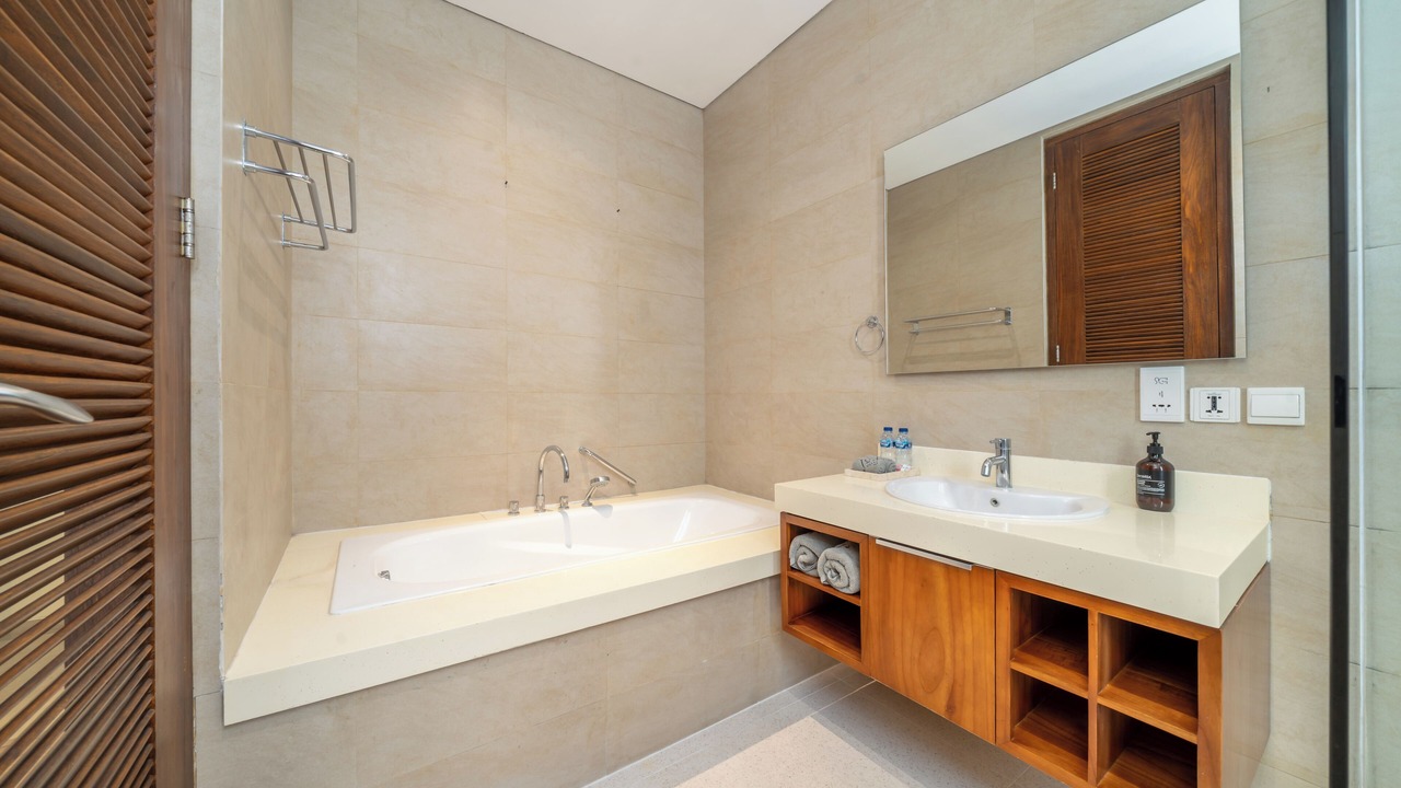 Photo of Bathroom in Batu Bolong
