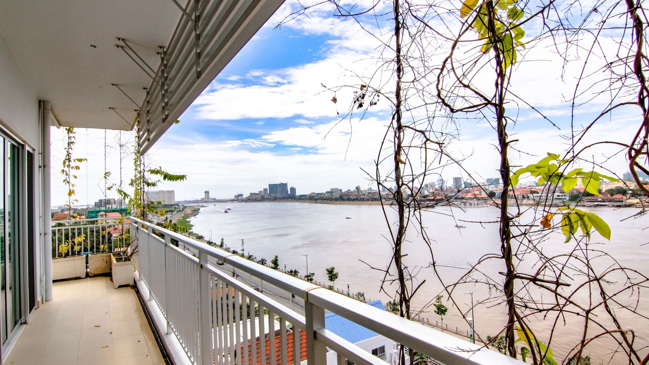 Photo of Patio Balcony in Ruessei Kaev