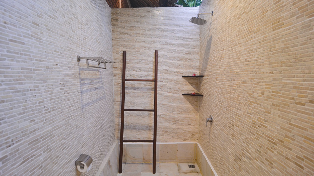 Photo of Bathroom in Dencarik