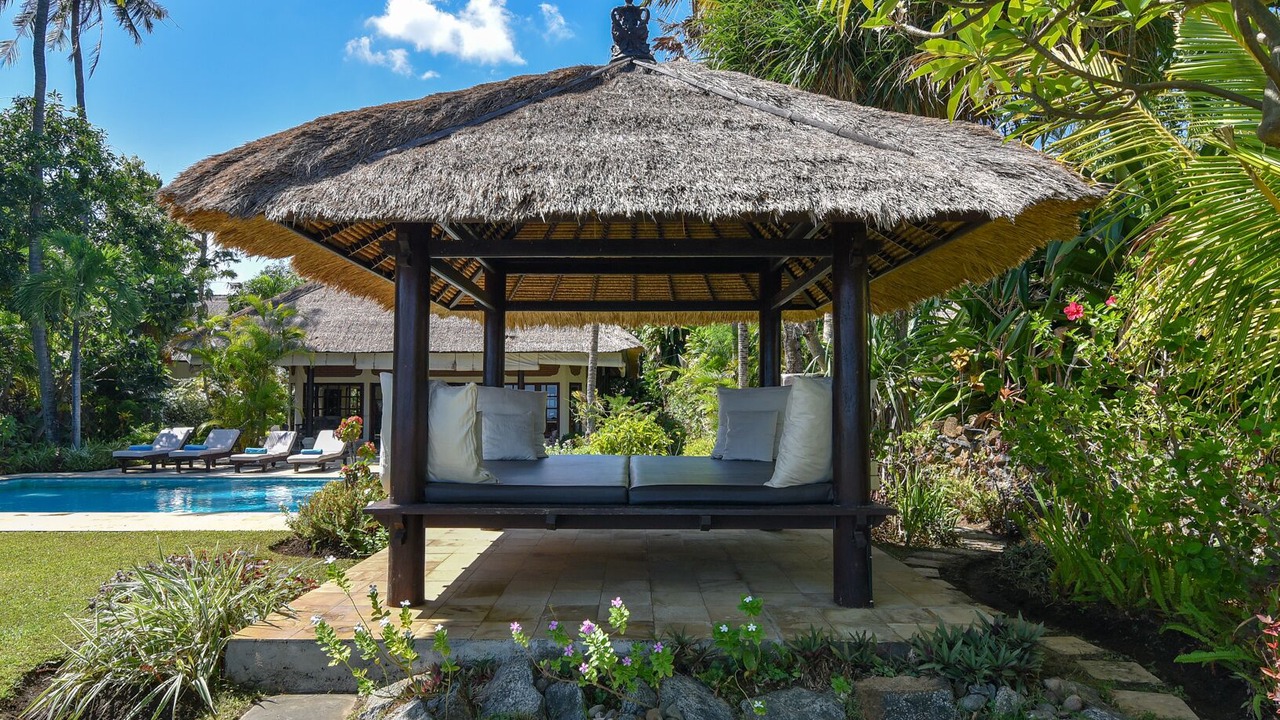 Photo of Outdoor in Dencarik