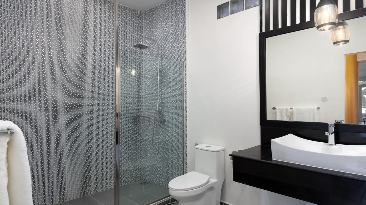 Photo of Bathroom in Daun Penh