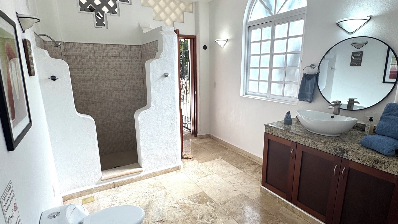 Photo of Bathroom in Playacar Fase I