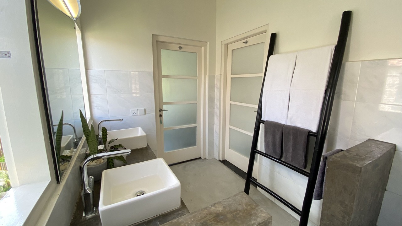 Photo of Bathroom in Drupadi