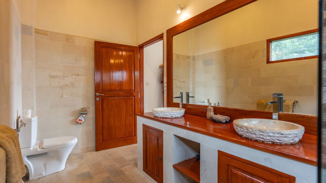 Photo of Bathroom in Melaya