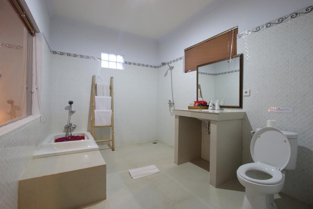 Photo of Bathroom in Nyuh Kuning