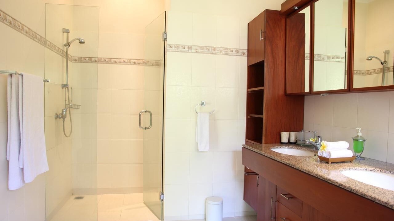 Photo of Bathroom in Dencarik