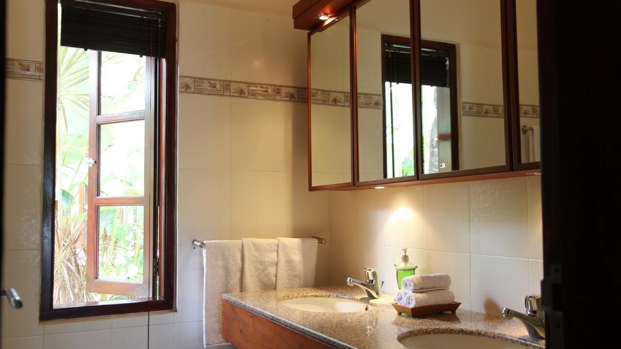 Photo of Bathroom in Dencarik