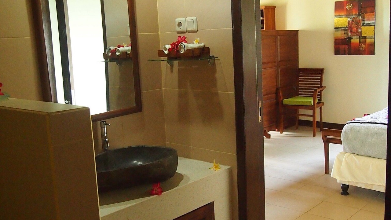 Photo of Bathroom in Negara