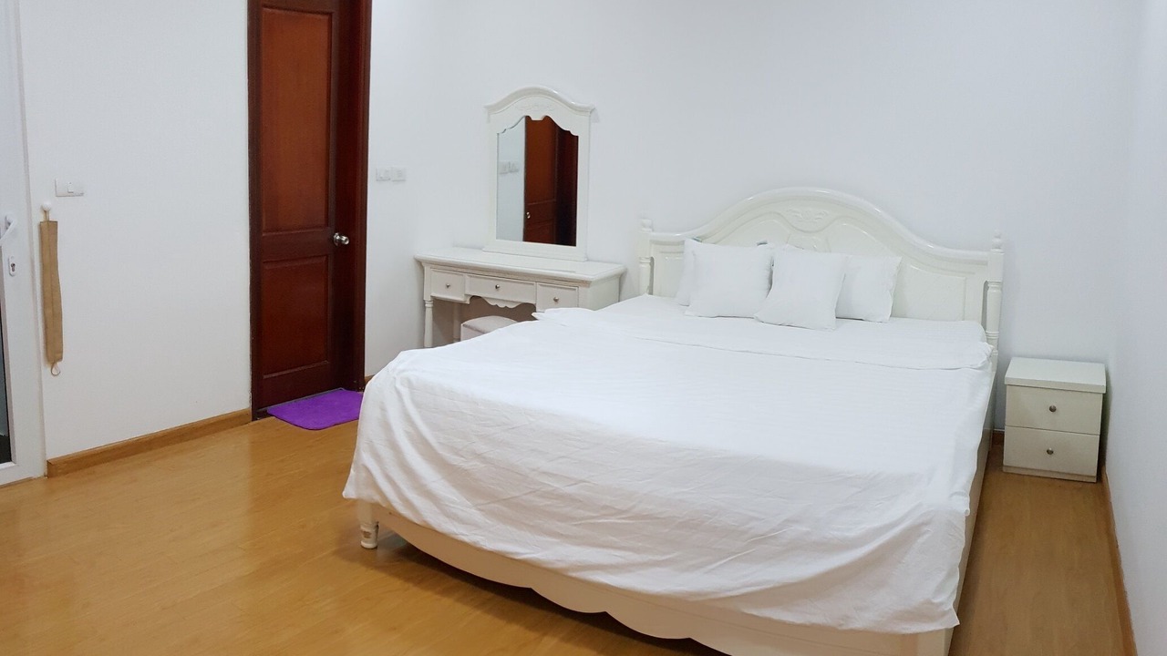 Photo of Bedroom in Tu Liem
