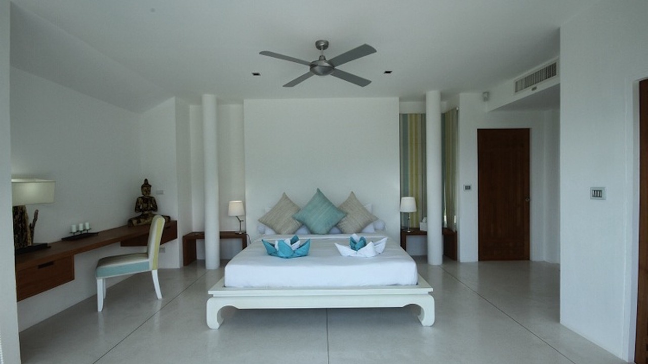 Photo of Bedroom in Laem Set