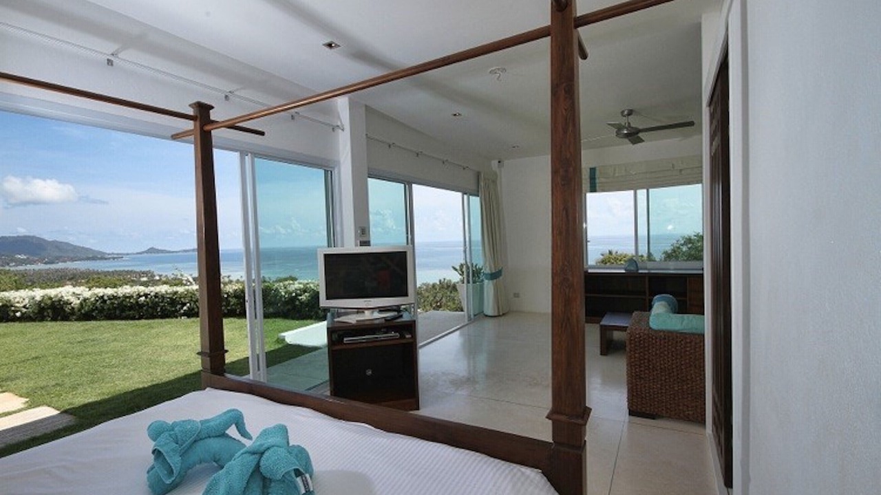 Photo of Bedroom in Laem Set