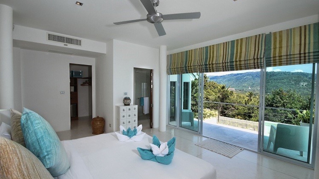 Photo of Bedroom in Laem Set