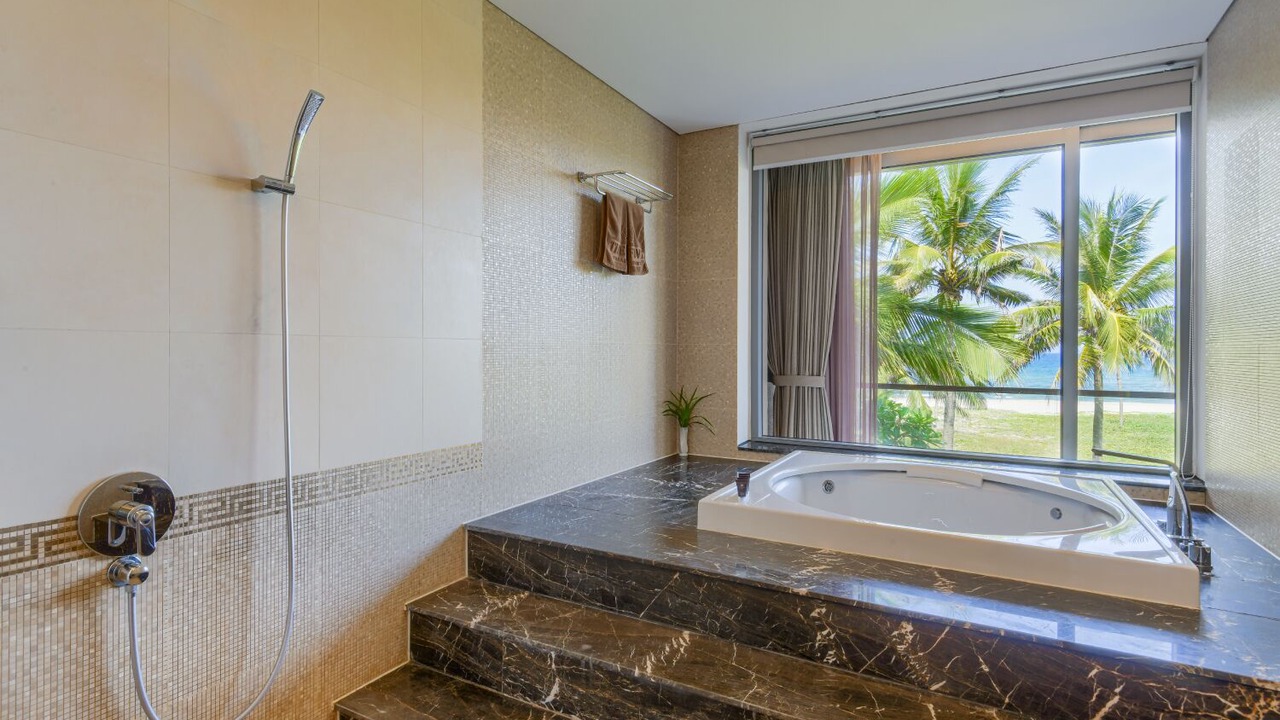 Photo of Bathroom in Ngu Hanh Son