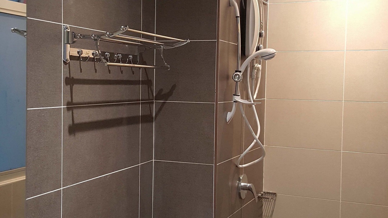 Photo of Bathroom in Central District