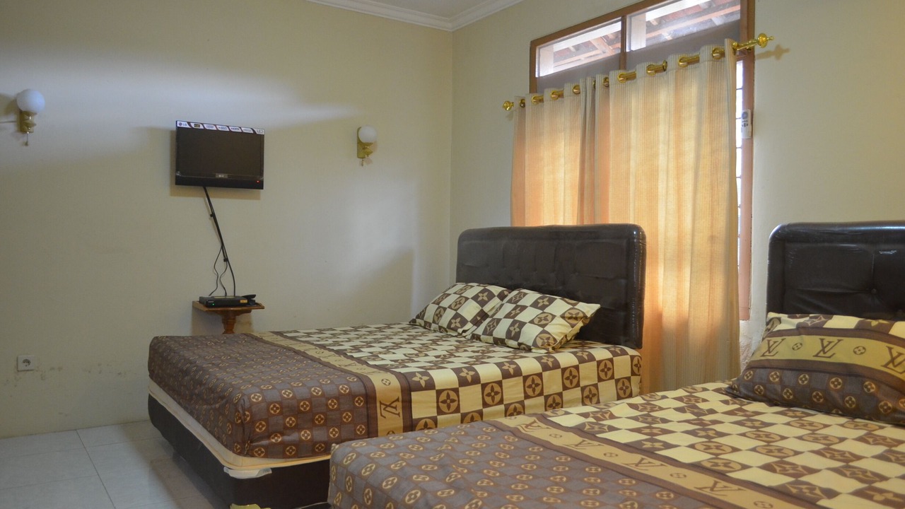 Photo of Bedroom in Banguntapan