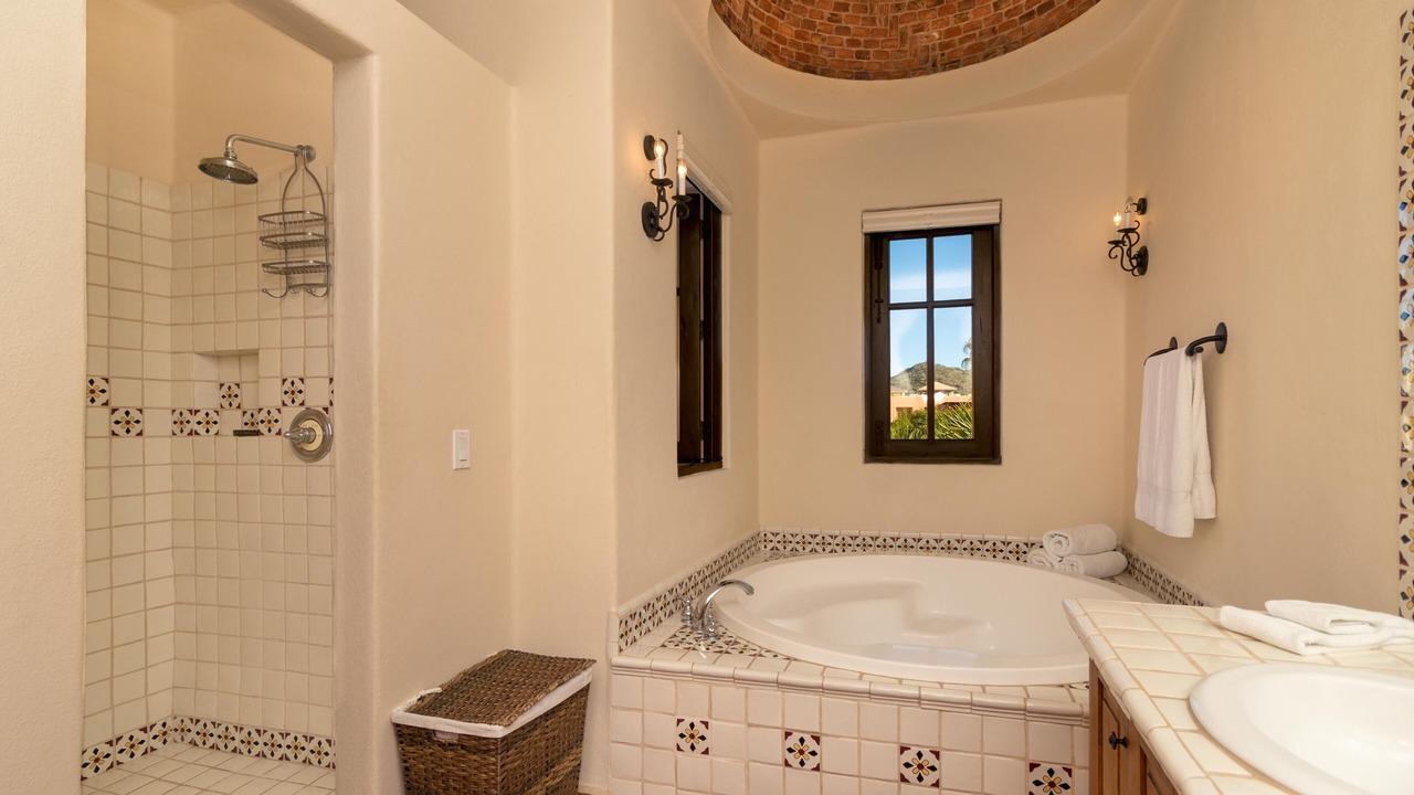 Photo of Bathroom in Nopolo