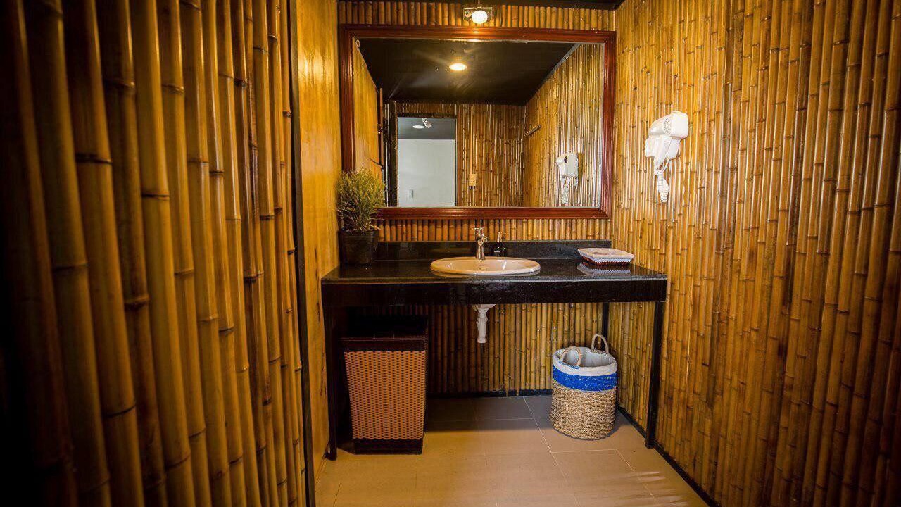 Photo of Bathroom in Ngu Hanh Son