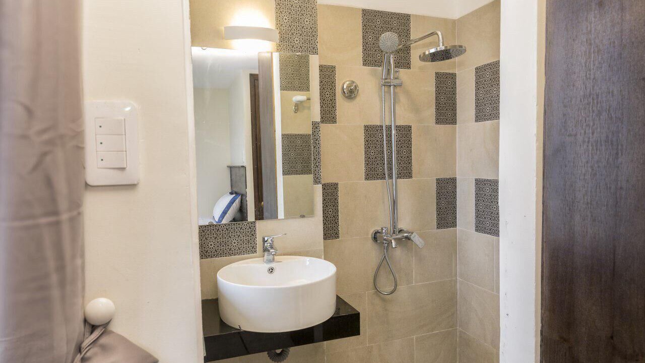 Photo of Bathroom in Ngu Hanh Son