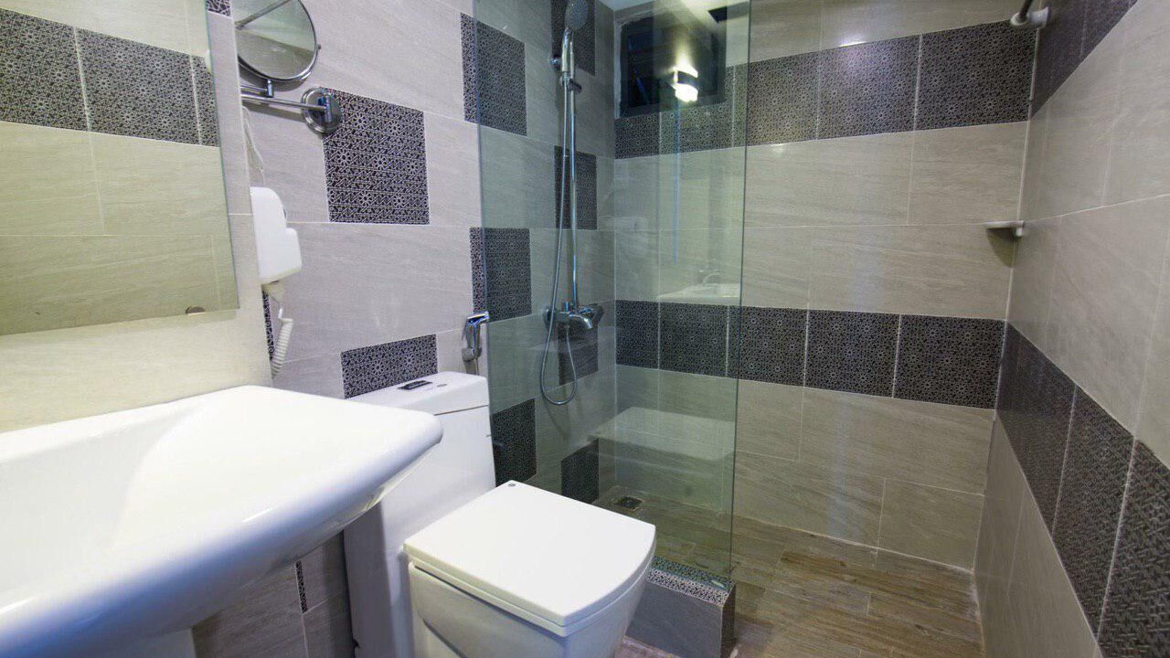 Photo of Bathroom in Ngu Hanh Son