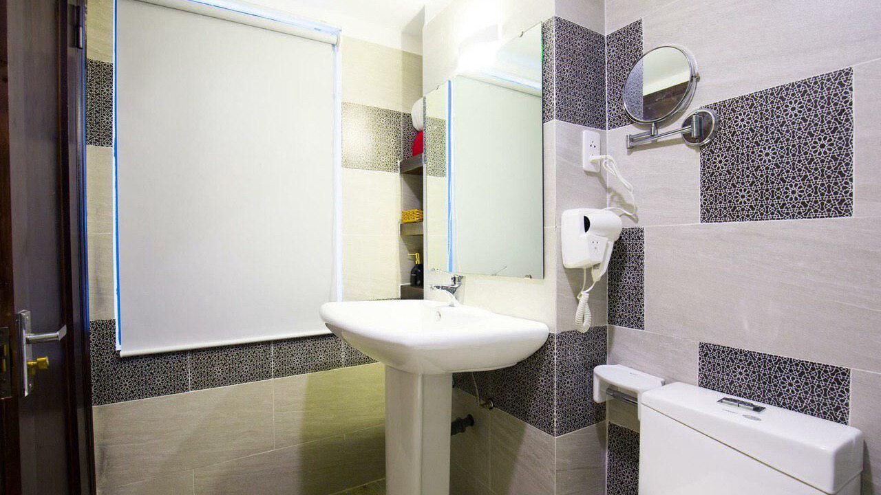 Photo of Bathroom in Ngu Hanh Son
