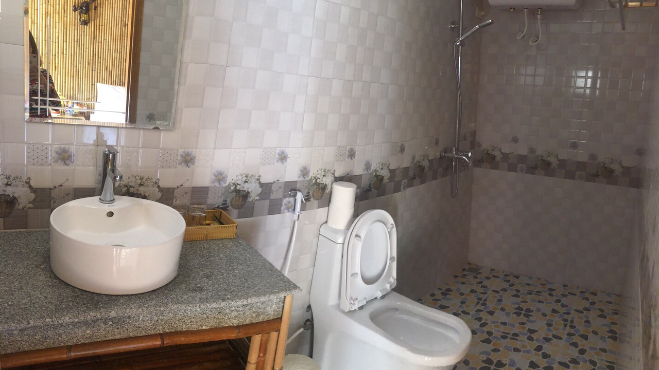 Photo of Bathroom in Hoa Lu