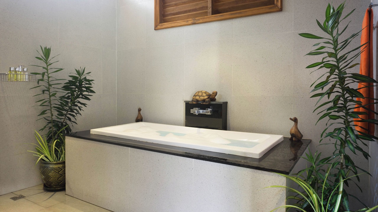 Photo of Bathroom in Laem Set