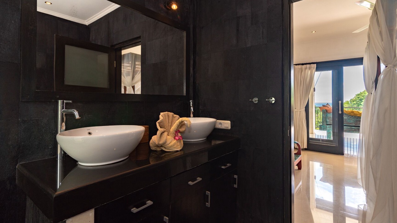 Photo of Bathroom in Temukus