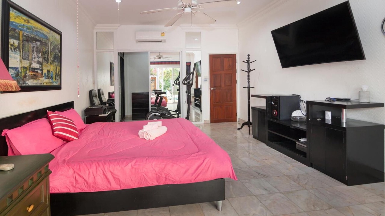 Photo of Bedroom in Na Kluea